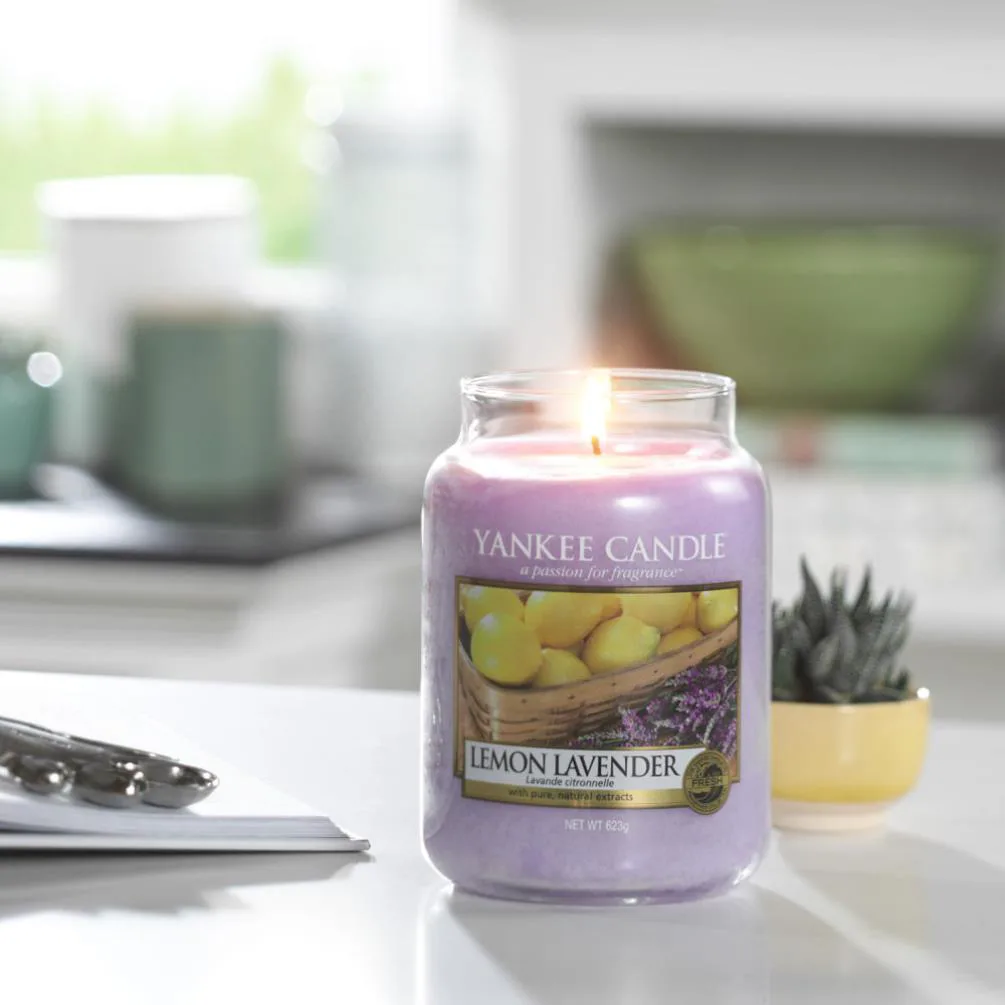 Yankee Candle Lemon Lavender Large Jar Extra Image 1