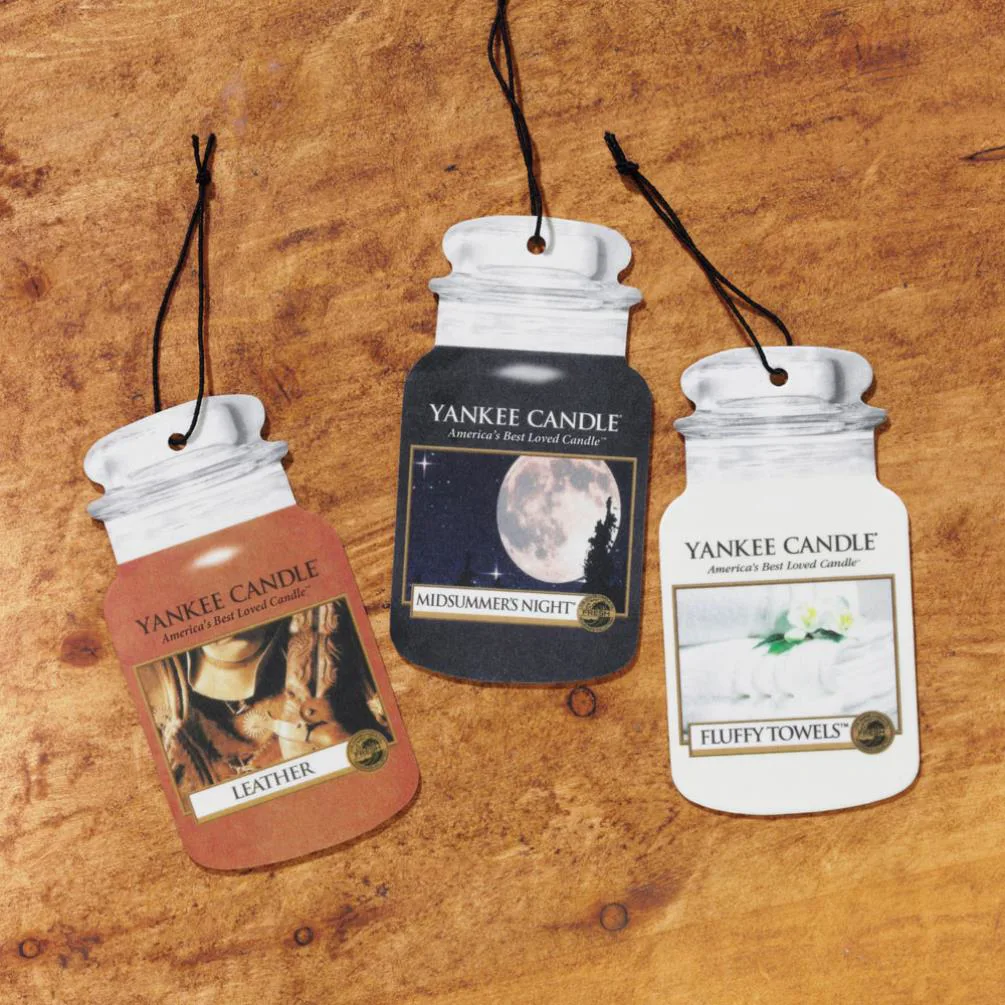 Yankee Candle Fluffy Towels™ Car Jar Air Freshener Extra Image 2