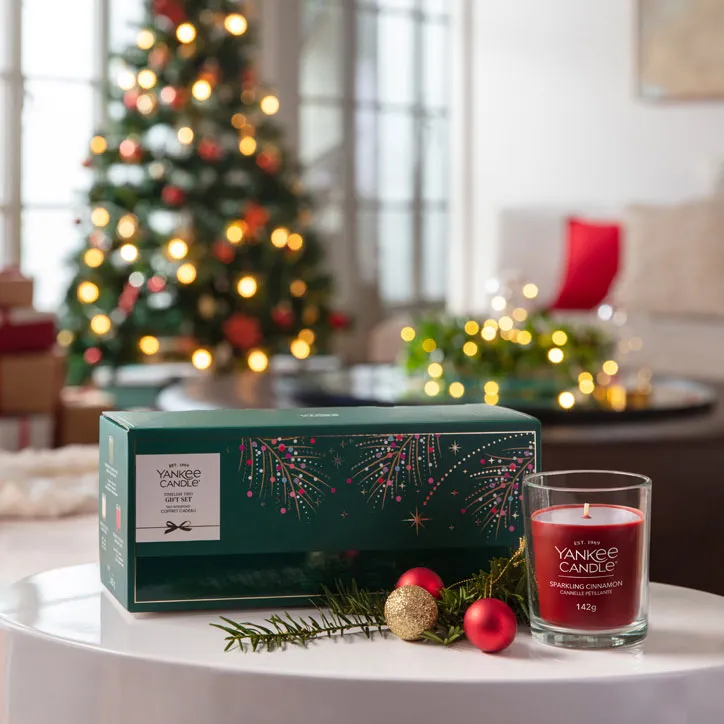 Yankee Candle 3 Small Tumbler Jar Candle Christmas Gift Set Extra Image 1