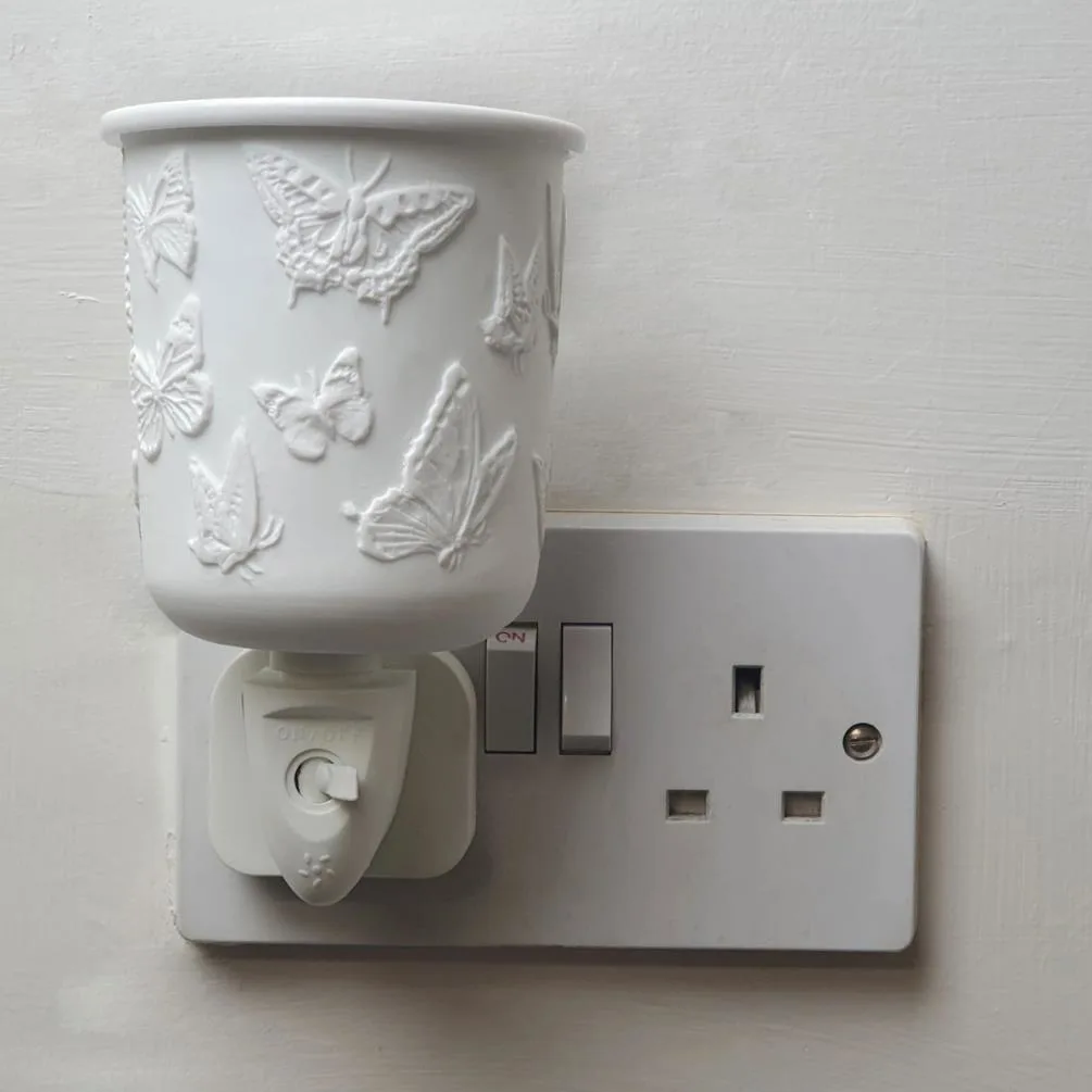 Cello Butterfly Porcelain Plug In Wax Melt Warmer Extra Image 3