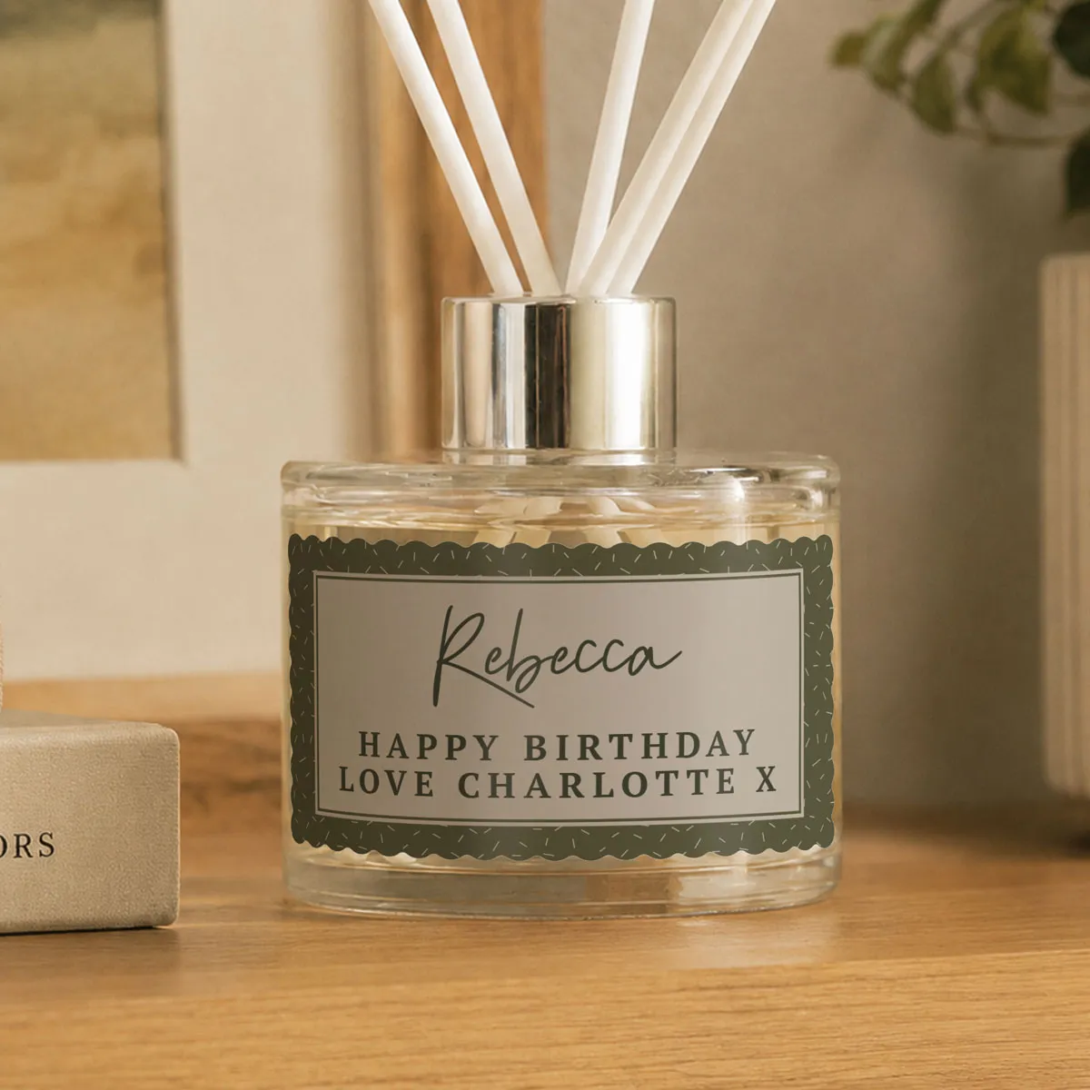 Personalised Scallop Border Reed Diffuser Extra Image 1