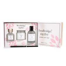 Woodbridge Butterflies on Daisies Luxury Home Gift Set