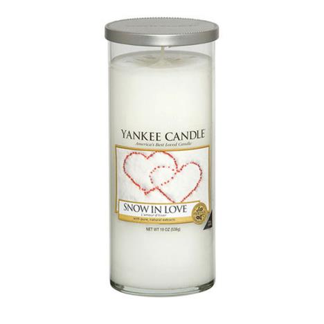 Yankee Candle Snow In Love Large Pillar Candle  £13.19