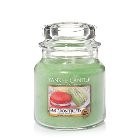 Yankee Candle Macaron Treats Medium Jar  £18.89