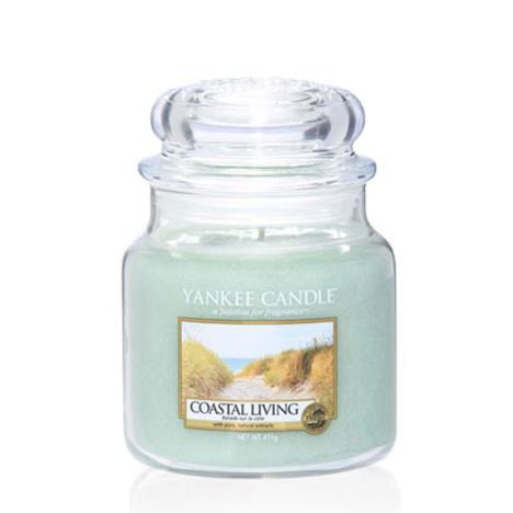 Yankee Candle Coastal Living Medium Jar  £11.96
