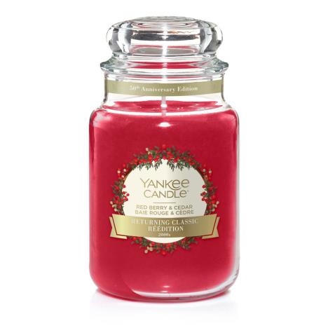 Yankee Candle Red Berry & Cedar 2000’s LIMITED REEDITION Large Jar  £12.00