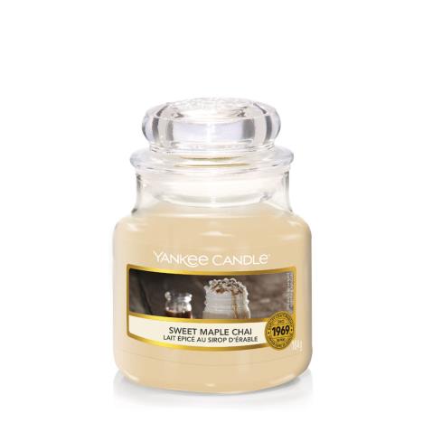 Yankee Candle Sweet Maple Chai Small Jar  £5.39