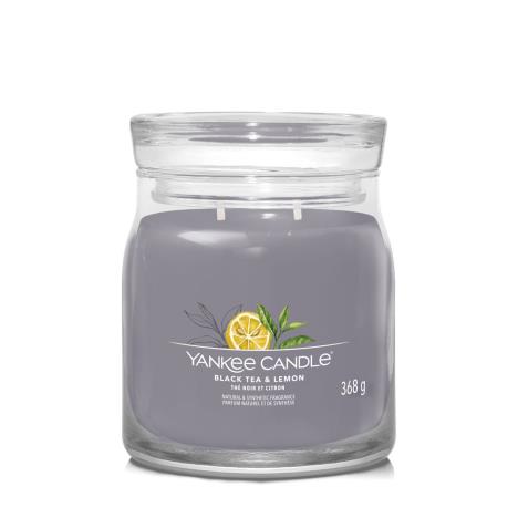 Yankee Candle Black Tea & Lemon Medium Jar  £22.49