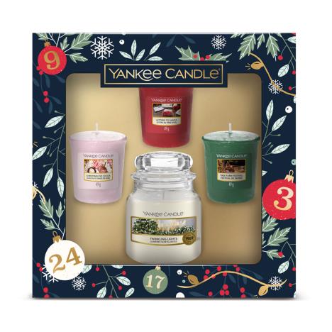 Yankee Candle Small Jar & 3 Votives Christmas Gift Set  £11.24