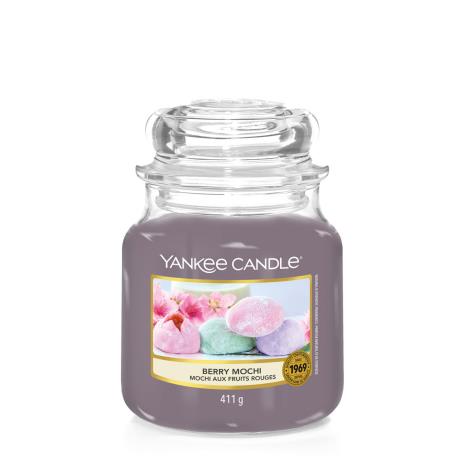 Yankee Candle Berry Mochi Medium Jar