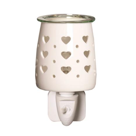 Wall plug store in wax warmer