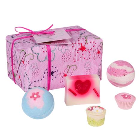 Bomb Cosmetics Pretty in Pink Gift Pack  £13.49